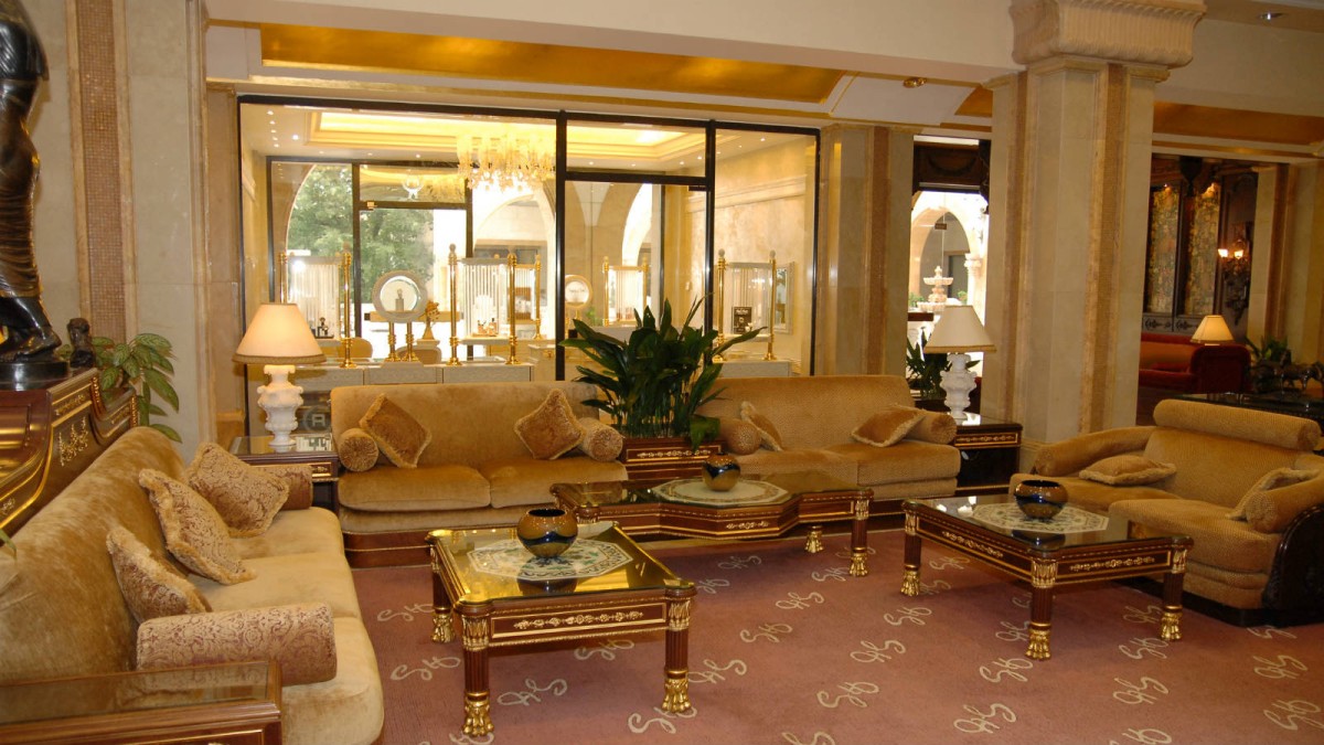 grand-hills-broumana-luxury-hotel-lebanon-lobby-lounge