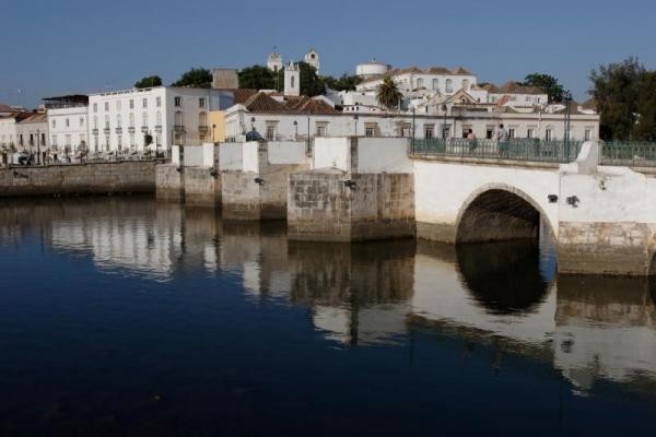 Em Tavira, o preço do m2 das casas de luxo é 9,7 euros (Foto: Câmara Municipal de Tavira).
