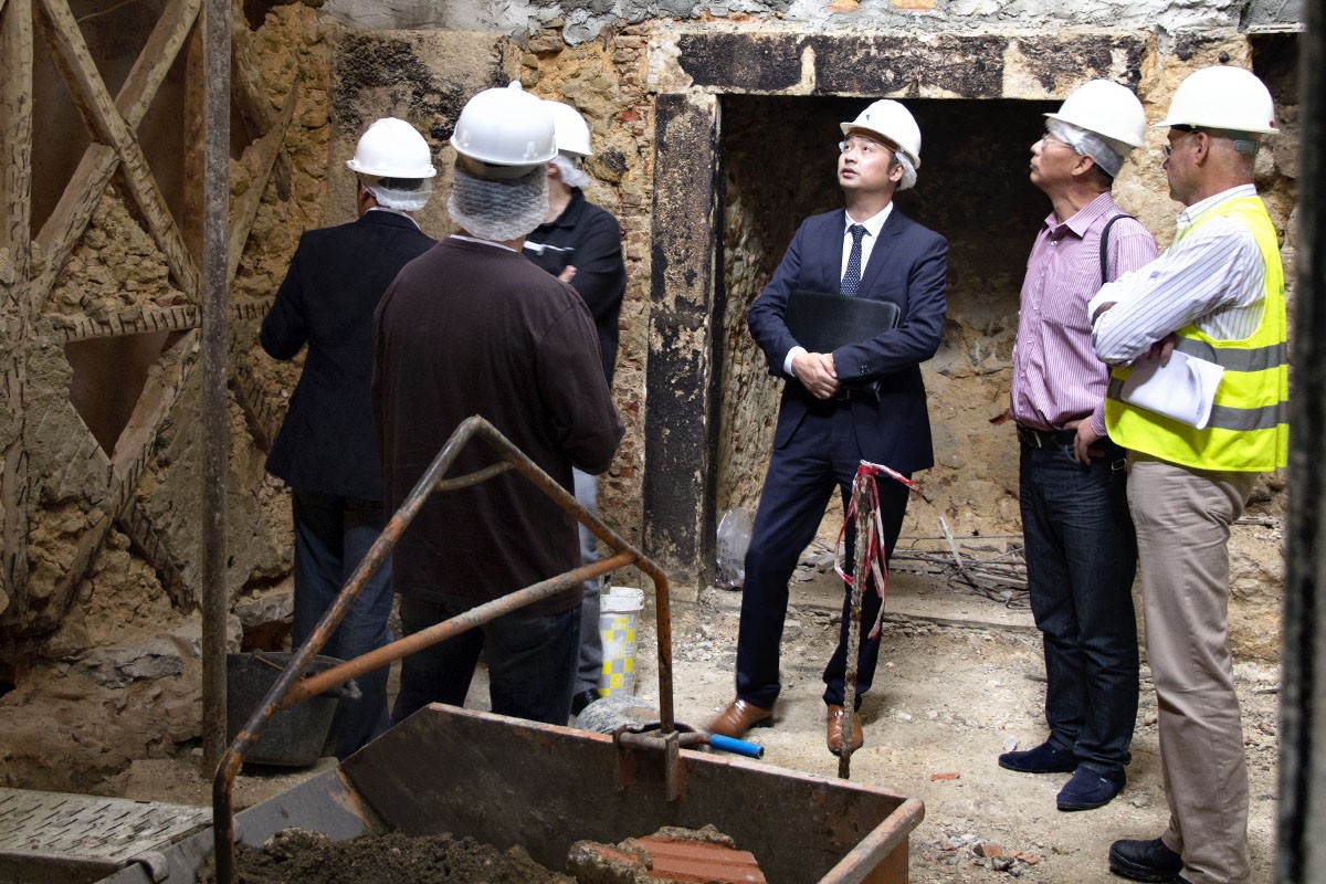 Vistos gold: chineses continuam a liderar investimento na compra de casas
