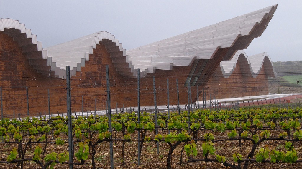 Bodegas Ysios, Rioja Alavesa, Espanha