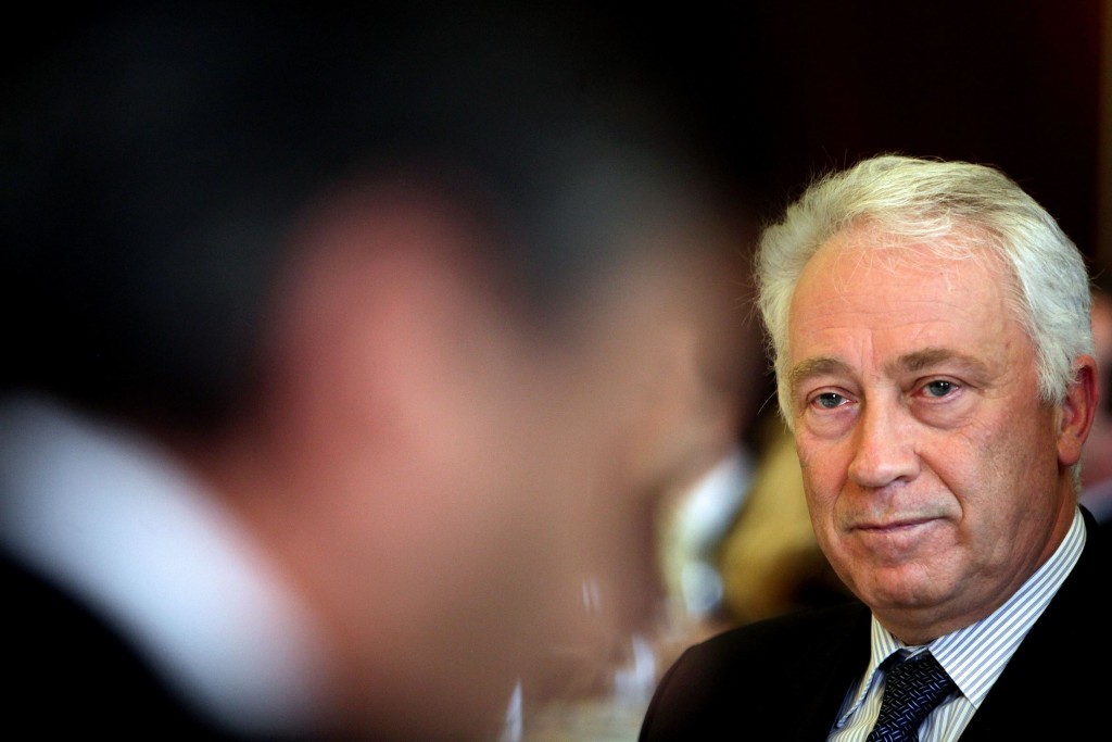 Aviso aos bancos: "É preciso ter muito cuidado com o crédito à habitação e com os spreads que se dão", diz governador do BdP