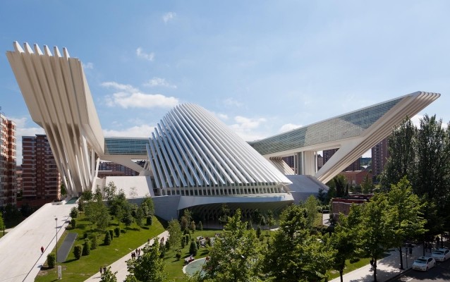 As controversas obras de Calatrava ("pai" da Gare do Oriente): arte ou desastre?