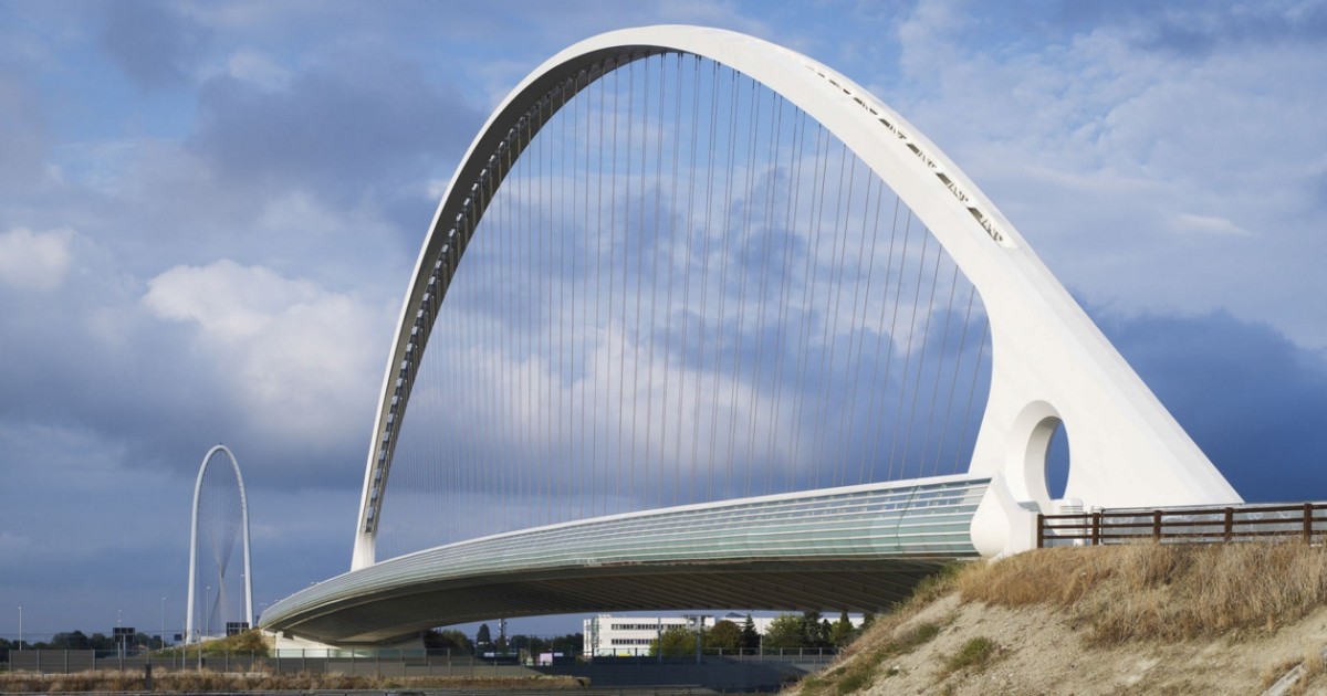 As controversas obras de Calatrava ("pai" da Gare do Oriente): arte ou desastre?
