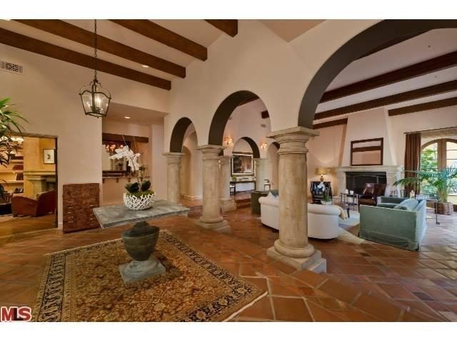 Casa de estilo neocolonial hispânico à venda por 5 milhões de dólares