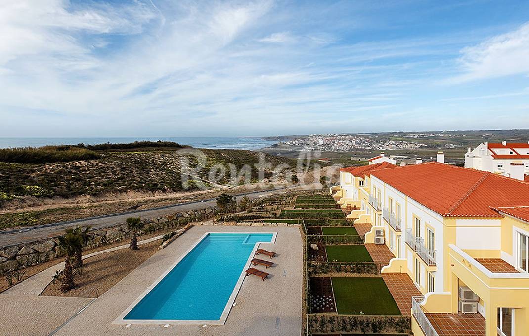 Casas de fim de semana: Desfrutar do Oeste num alojamento com piscina e vista para o mar