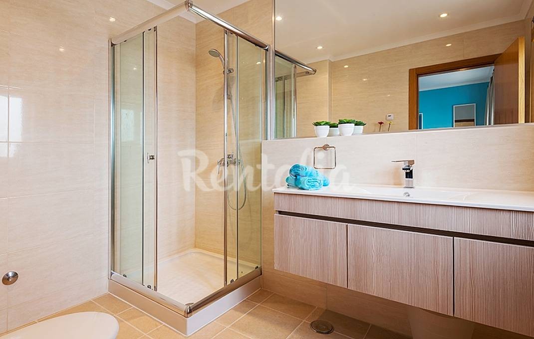 h.3395095.1070.680.0.ffffff.wm_.e05633bb