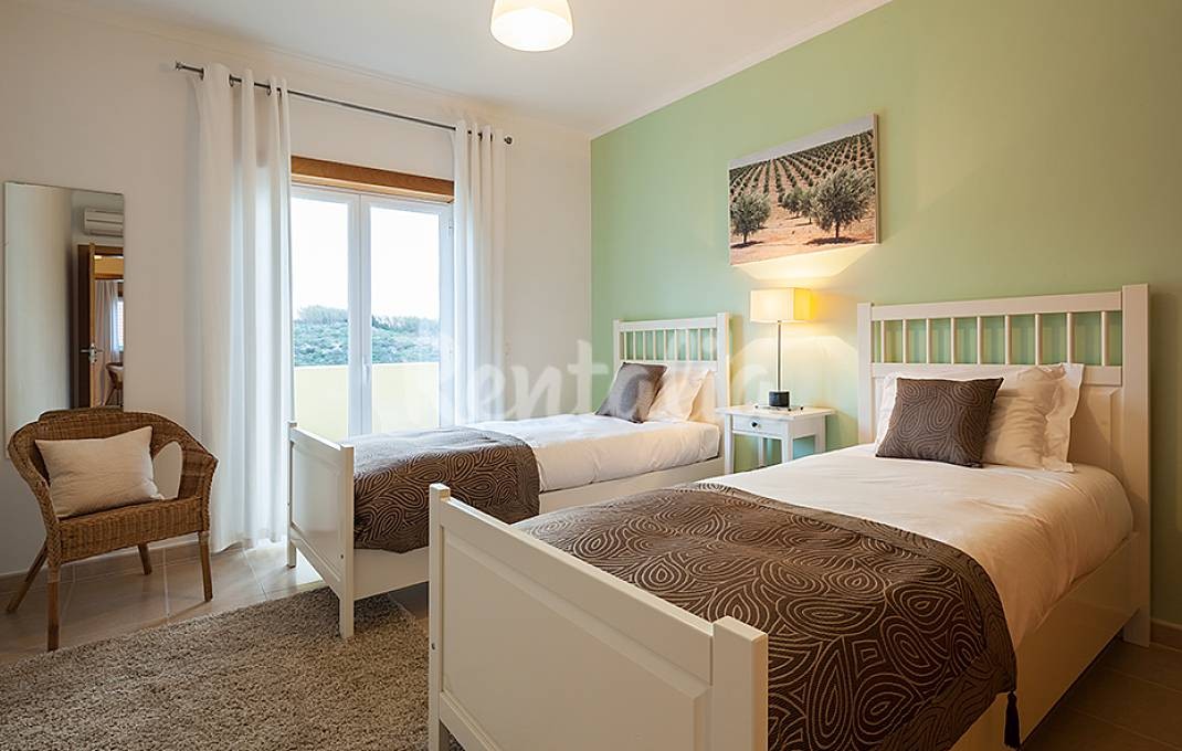 h.3395111.1070.680.0.ffffff.wm_.573798db