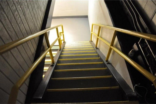 luxury-underground-bunker-0020-640x427-c