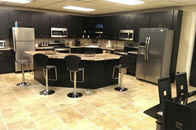 luxury-underground-bunker-005-640x427-c