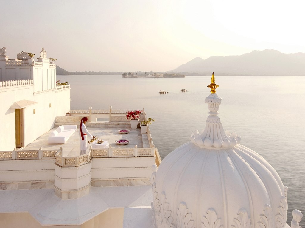 taj_lake_palace_01