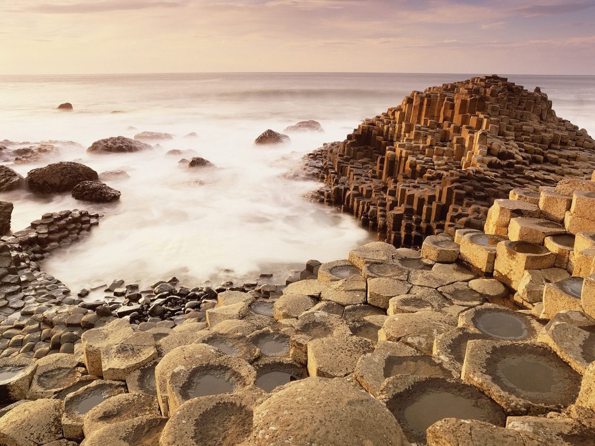 16 paisagens surrealistas que te farão acreditar que estás noutro planeta 