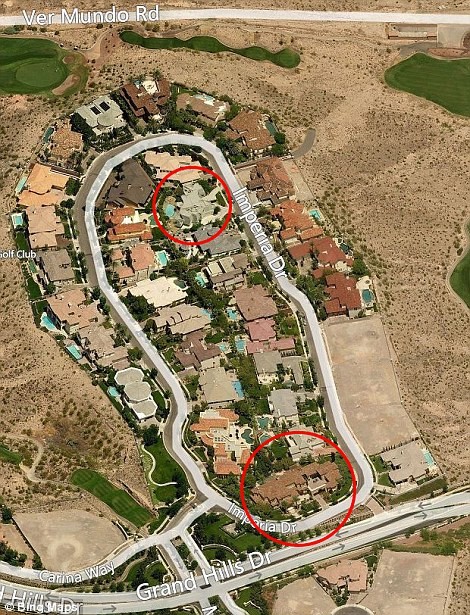 A casa nova (em baixo) de Mike Tyson é maior que a antiga (em cima).