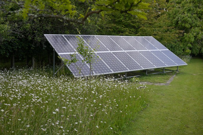 Deco Alerta: Quero ter painéis fotovoltaicos na minha casa nova. O que tenho de fazer? 