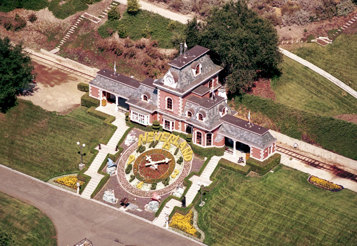 O rancho está localizado em Los Olivos e está à venda há quase um ano (Fotos: Bloomberg).