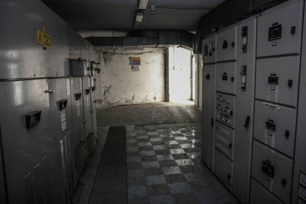 fabrica-bugatti-abandonada-23