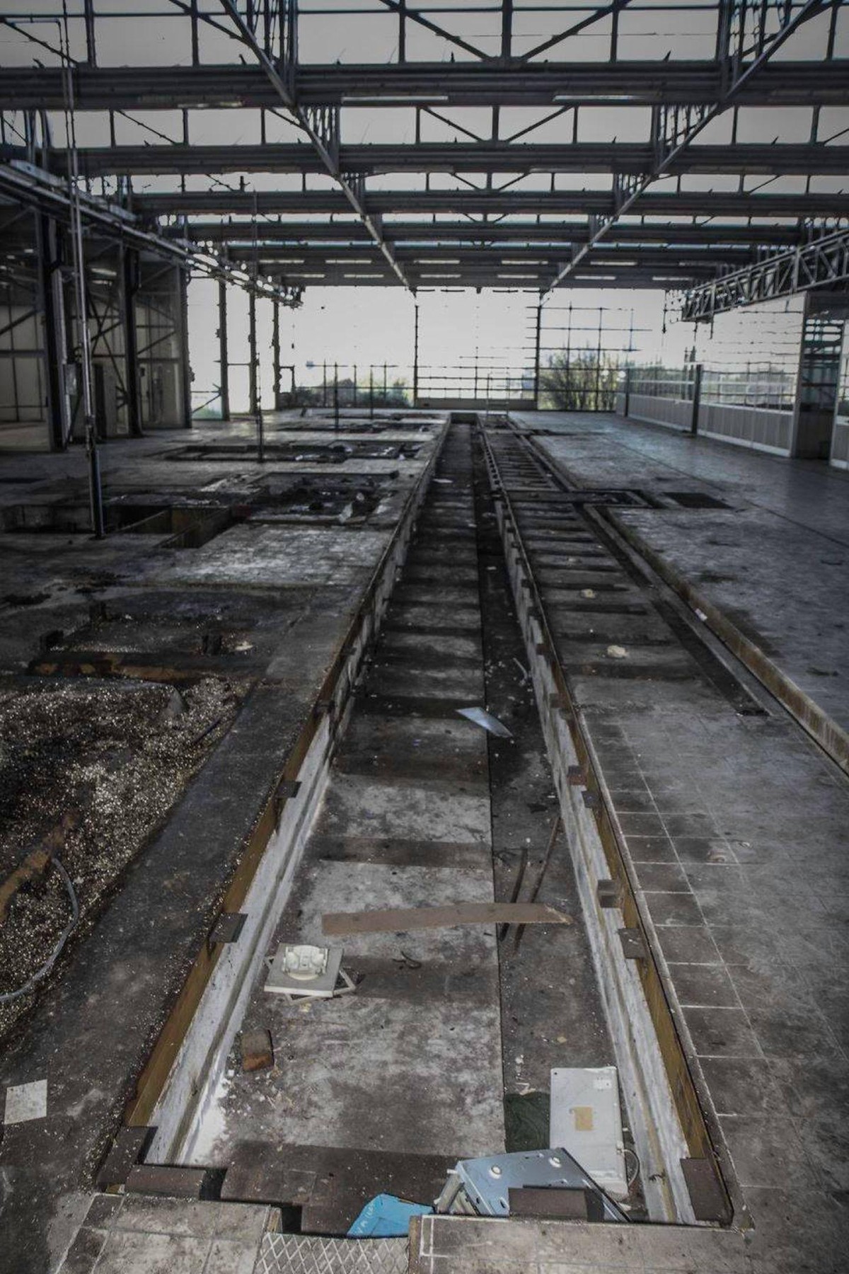 fabrica-bugatti-abandonada-26