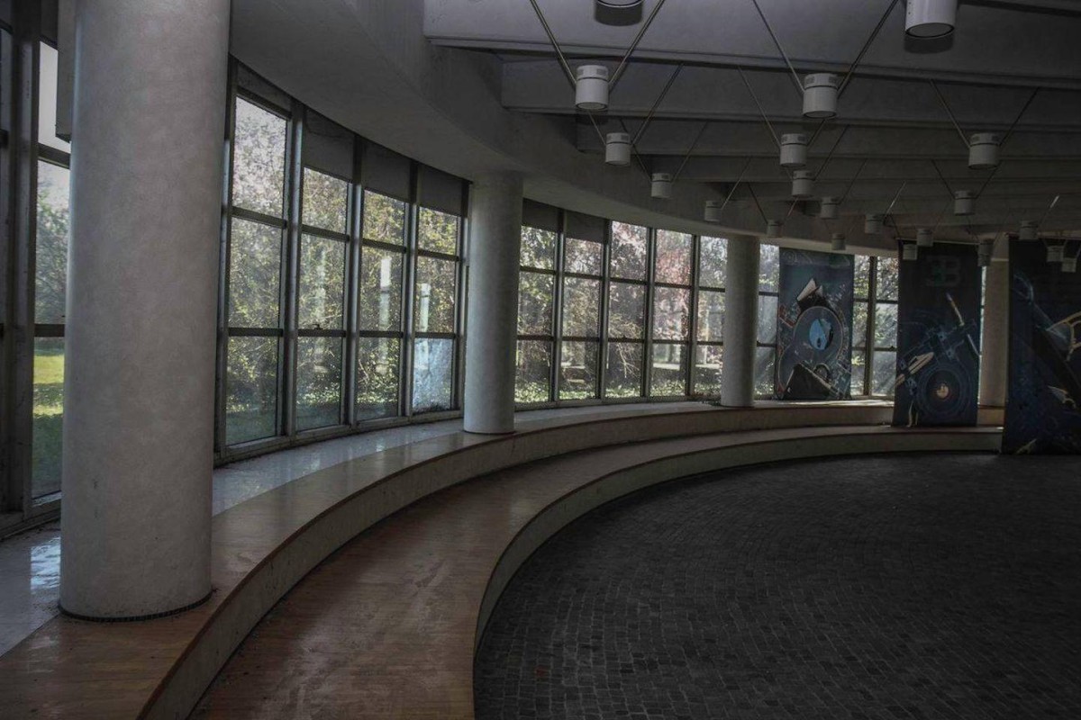 fabrica-bugatti-abandonada-3