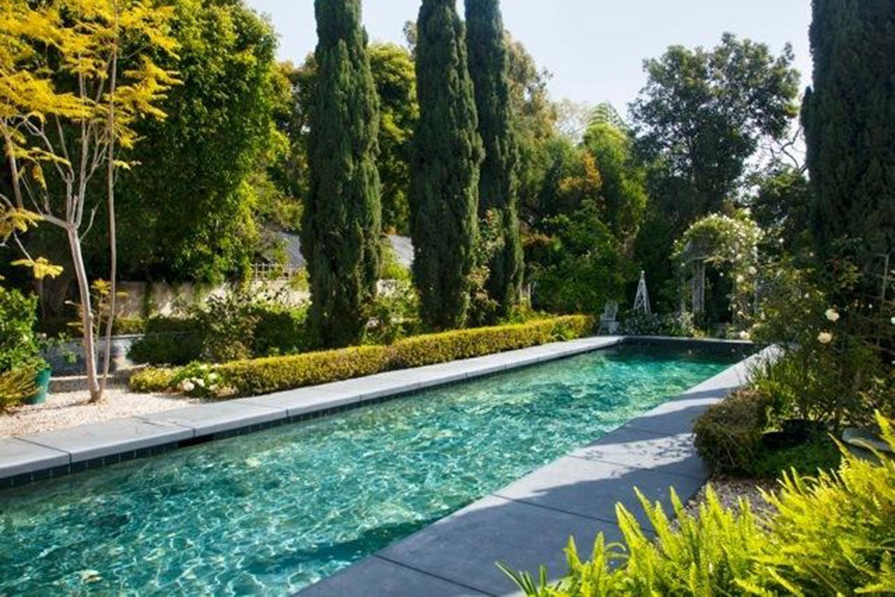 gwyneth-paltrow-house-in-santa-barbara-ca-pool