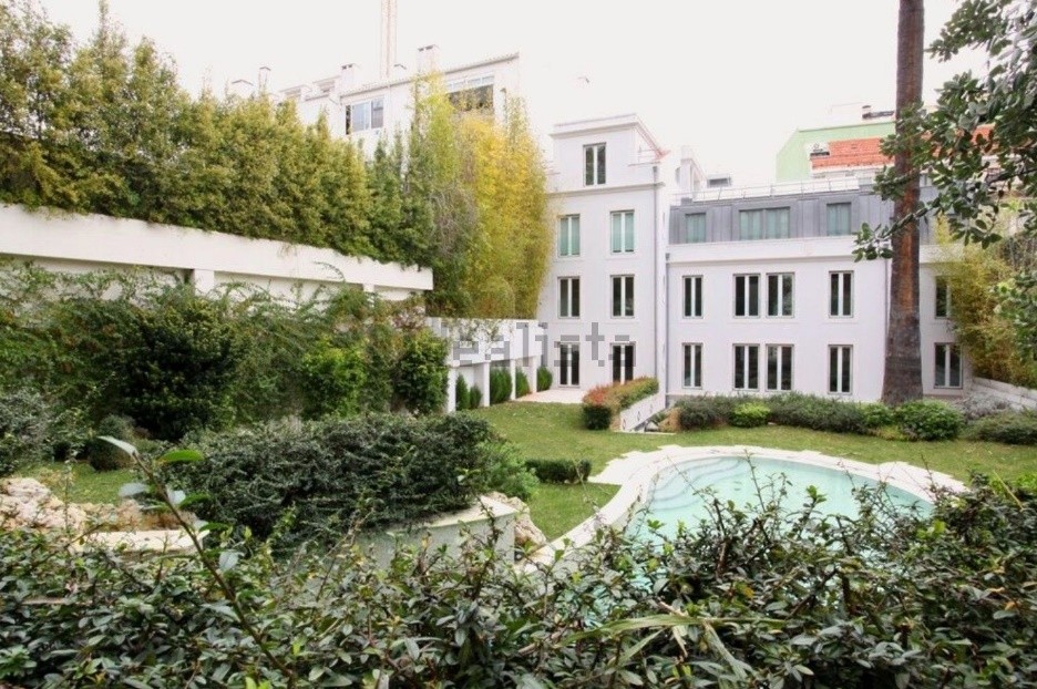Esta luxuosa moradia está localizada em Lisboa e custa 8.500.000 euros.