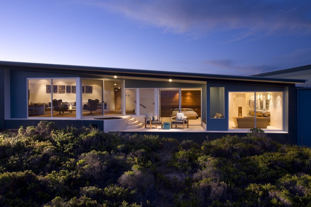 southern-ocean-lodge-aerial-7