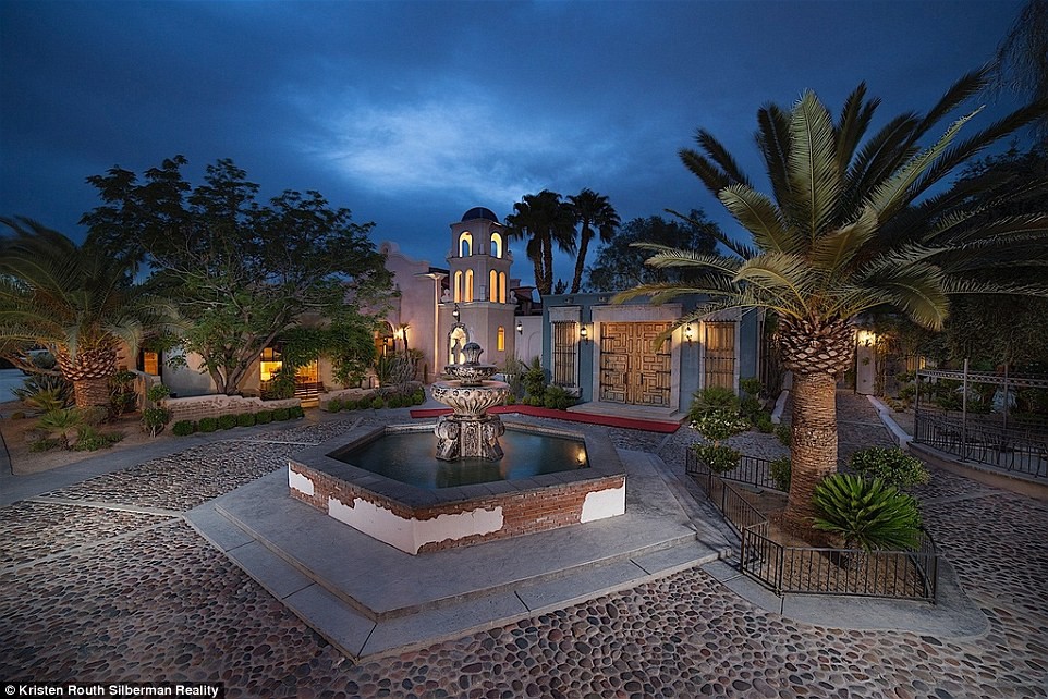 34c0d06000000578-3615257-image-a-85_1464543238665