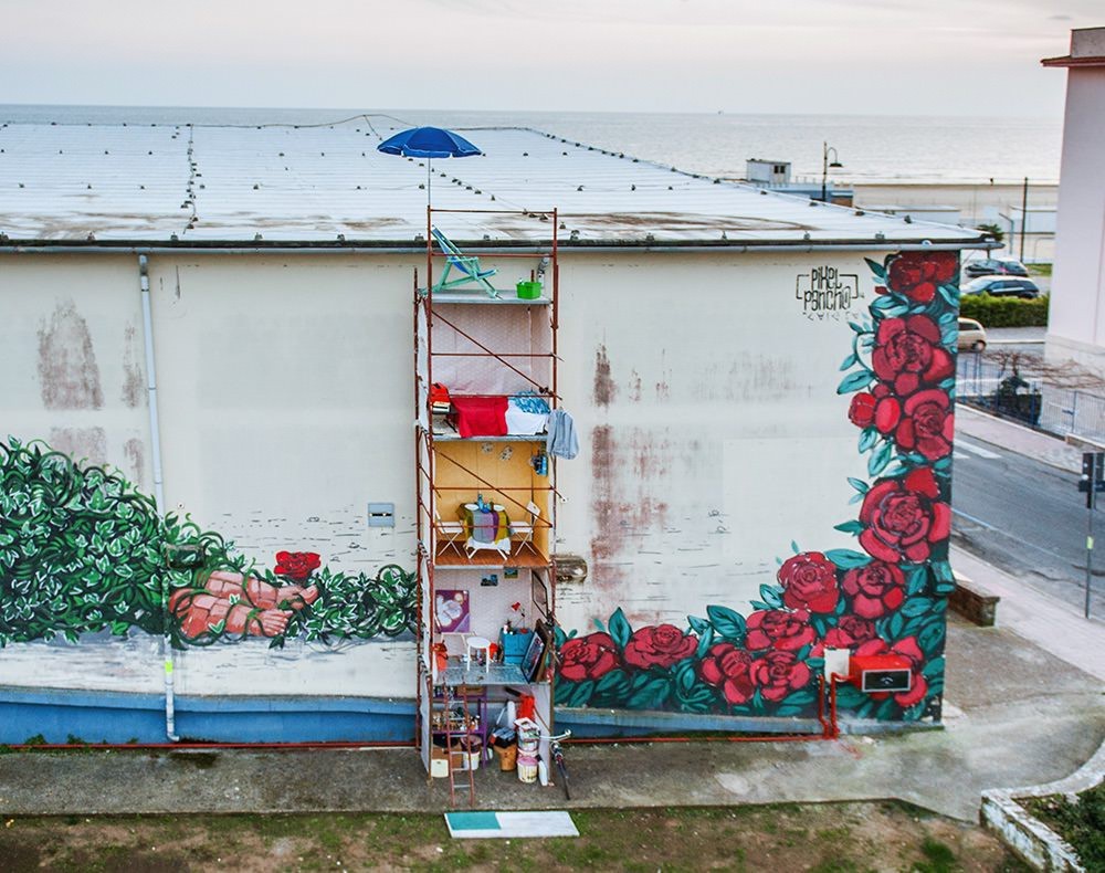 Quem disse que são feios? 10 engenhosos usos de andaimes que desmentem a sua má fama