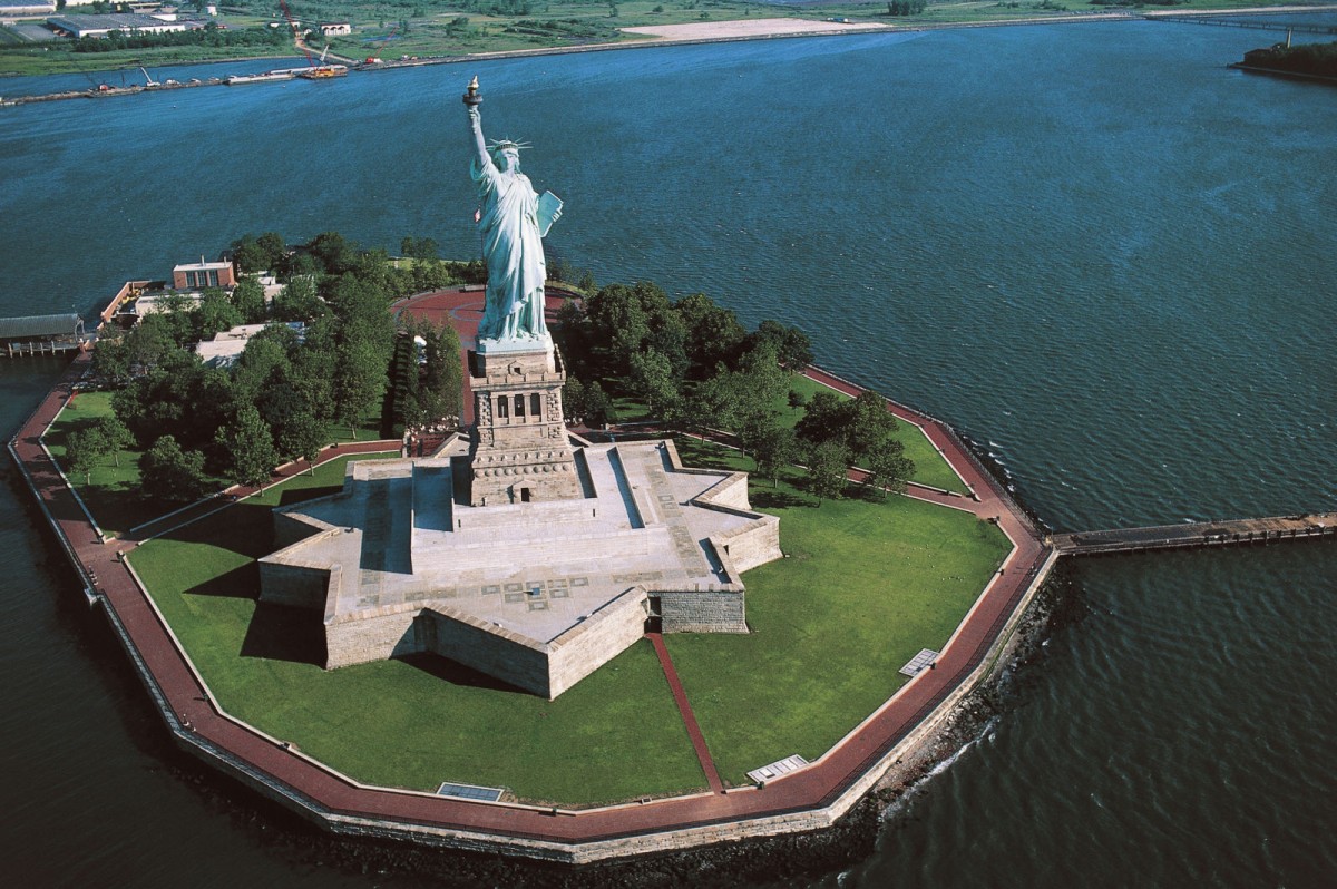 Imagens de 15 dos monumentos mais visitados do mundo… sem turistas