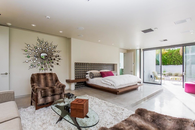 Dormir na cama de DiCaprio ou Mick Jagger? Estas sete casas de famosos podem ser arrendadas...