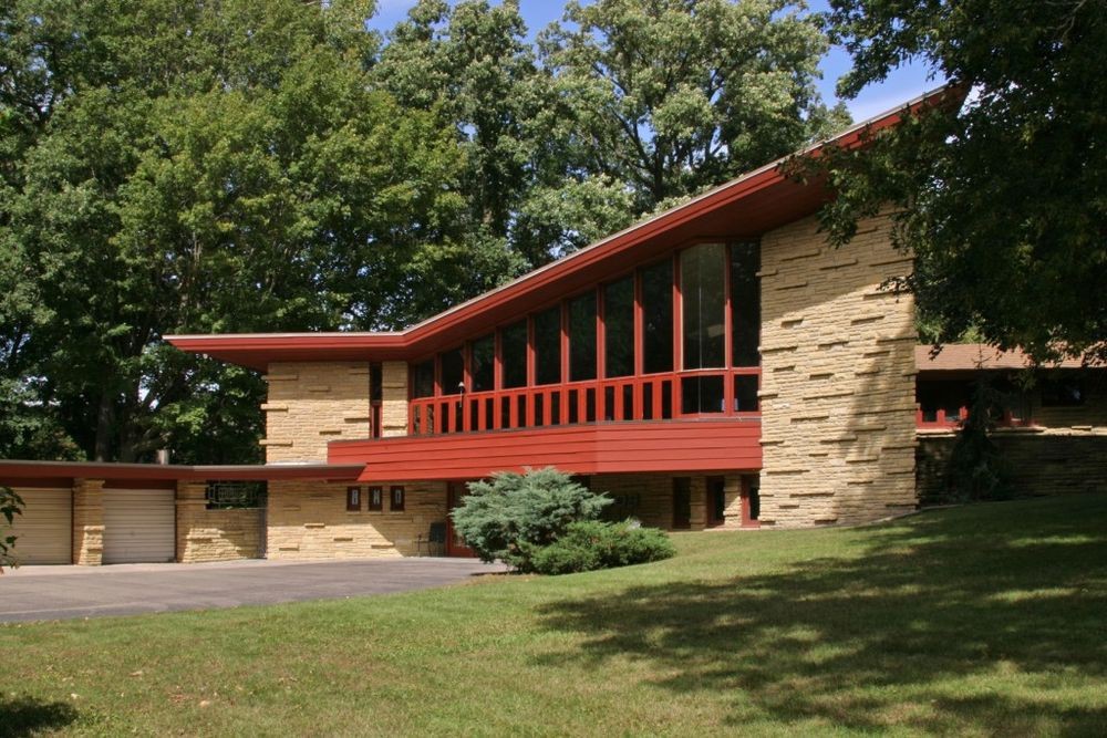 Escapadela com estilo: 11 casas projetadas por Frank Lloyd Wright que podem ser arrendadas