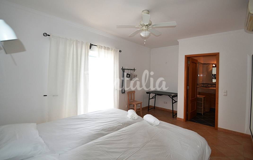 h.3453624.1070.680.0.ffffff.wm_.9de729b6