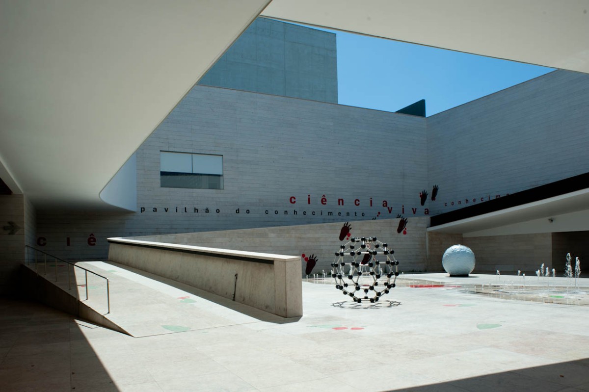 Estado vende Pavilhão do Conhecimento por 24,8 milhões de euros ao... Estado