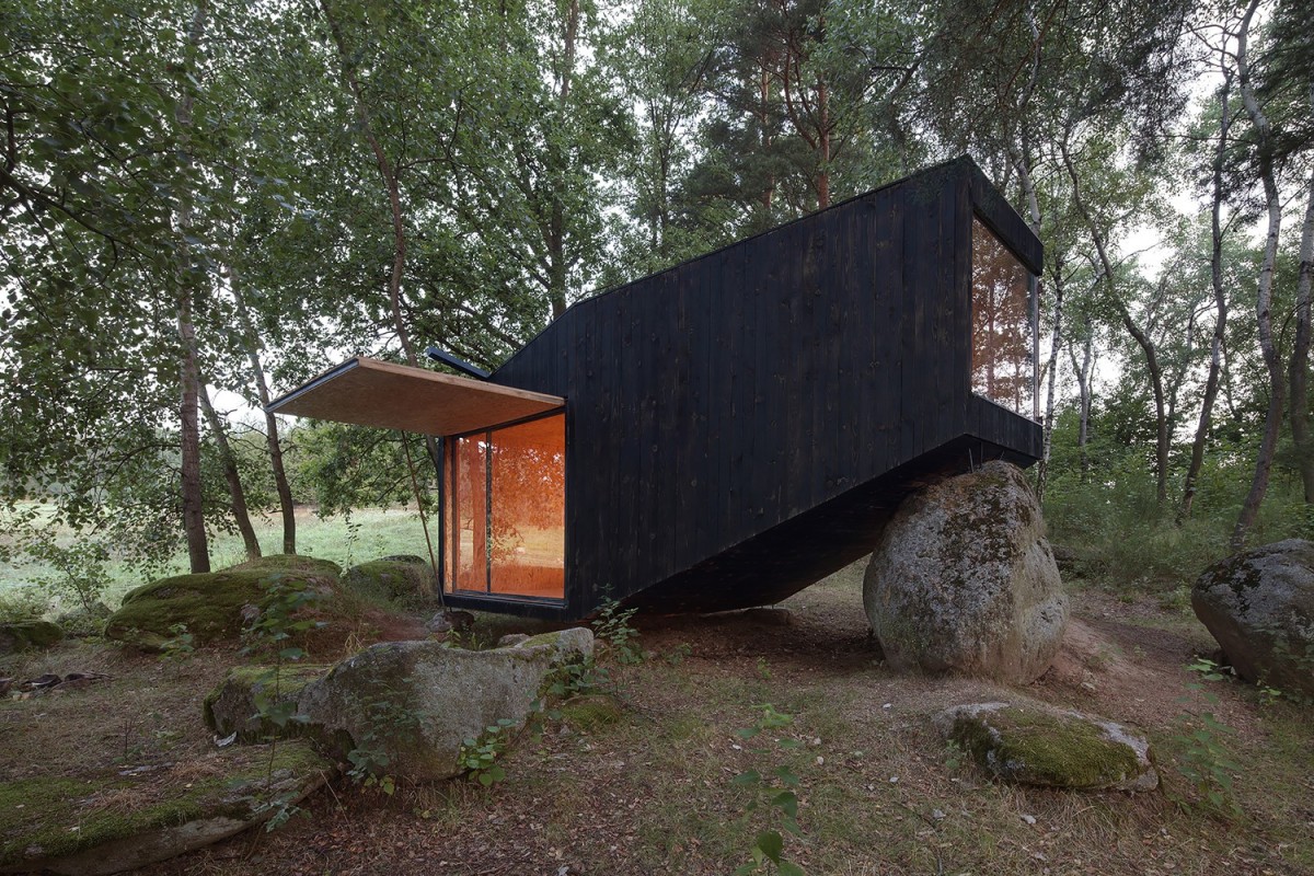 Refúgio do Bosque / Uhlik architekti 2