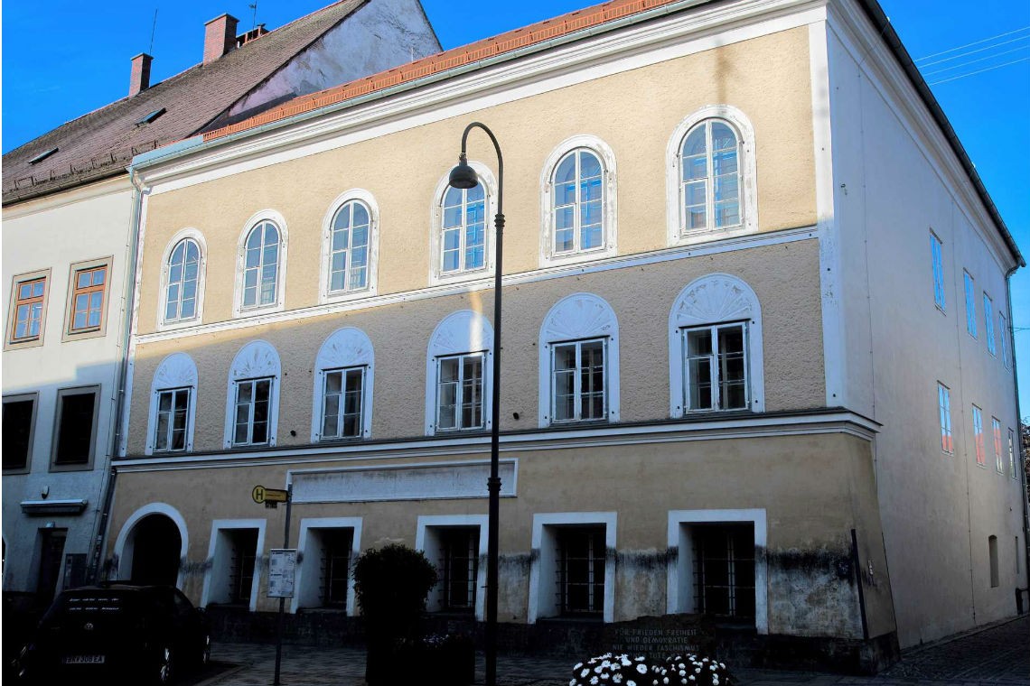 Casa onde nasceu Hitler em vias de ser demolida