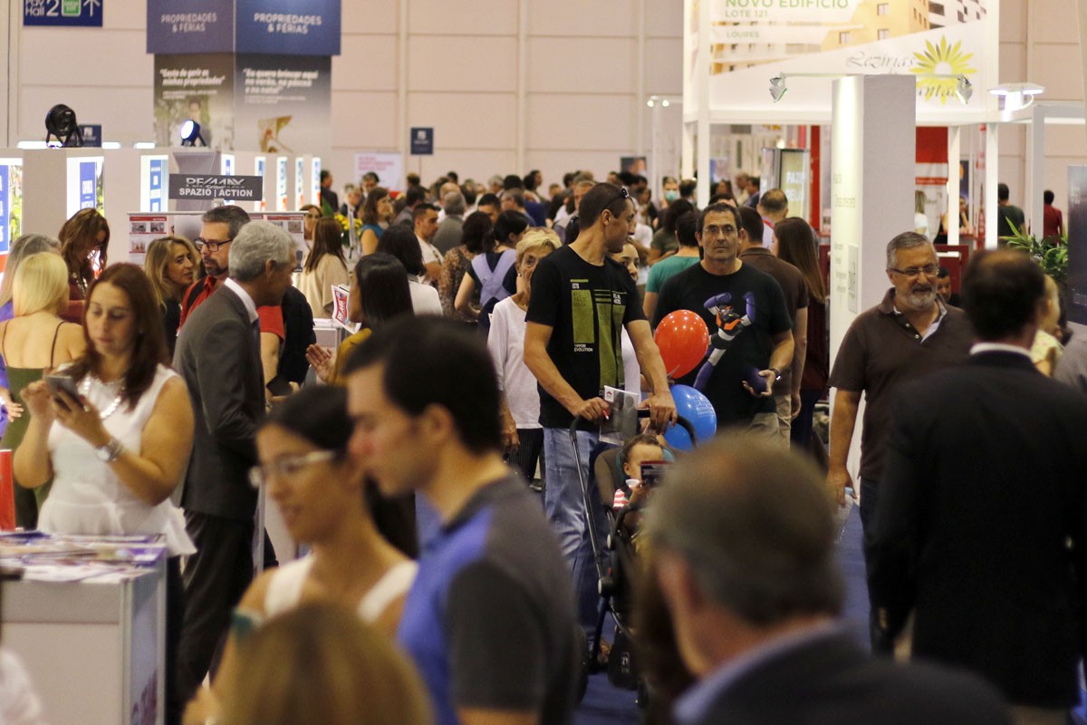 Casa cheia no primeiro dia do SIL 2016
