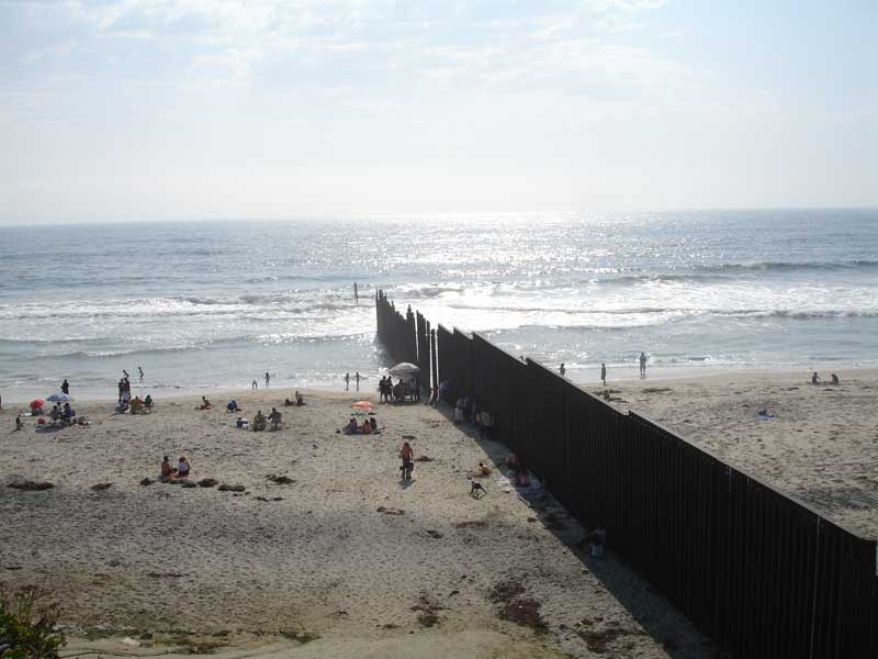 Muro de separação EUA-México O muro de Trump para separar os EUA do México e outras 10 fronteiras blindadas