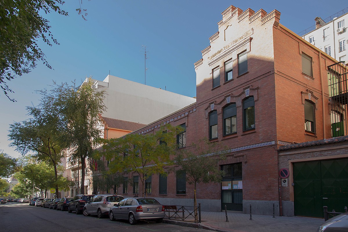 O refúgio da Guerra Civil espanhola escondido debaixo de um colégio centenário de Madrid 