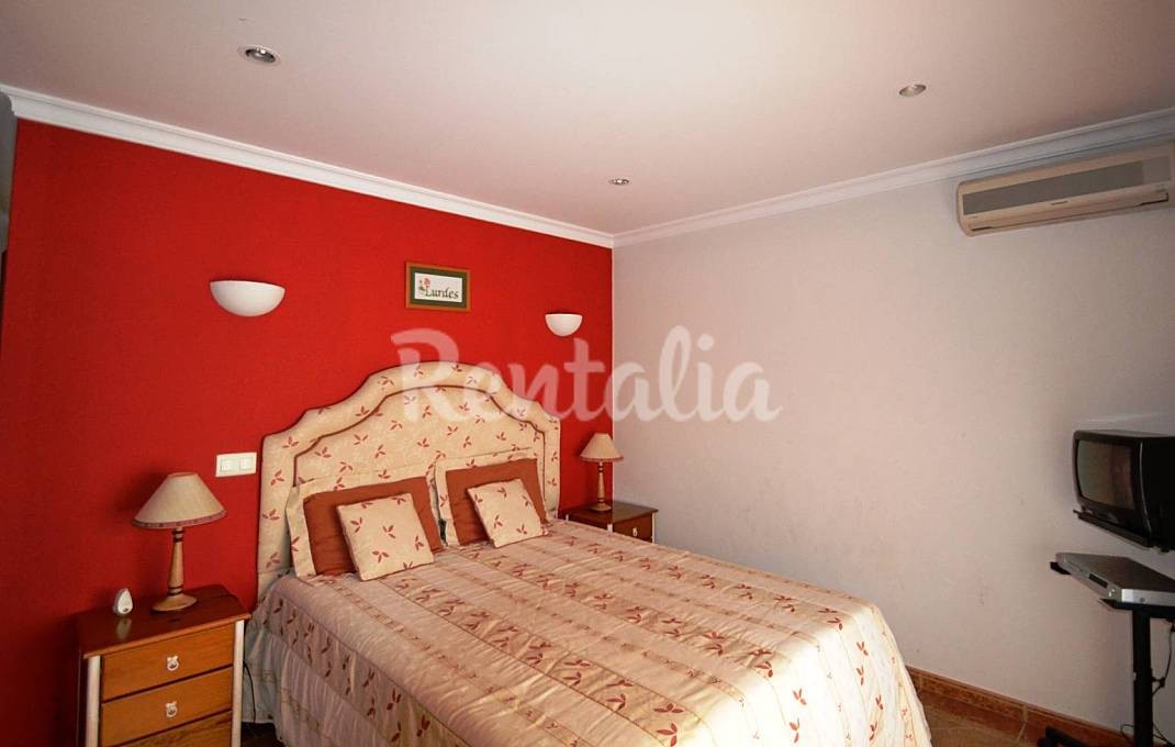 h.2201078.1070.680.0.ffffff.wm_.045952bd