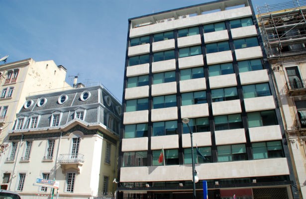 Edifício Mouzinho da Silveira 10 vendido a investidor privado português