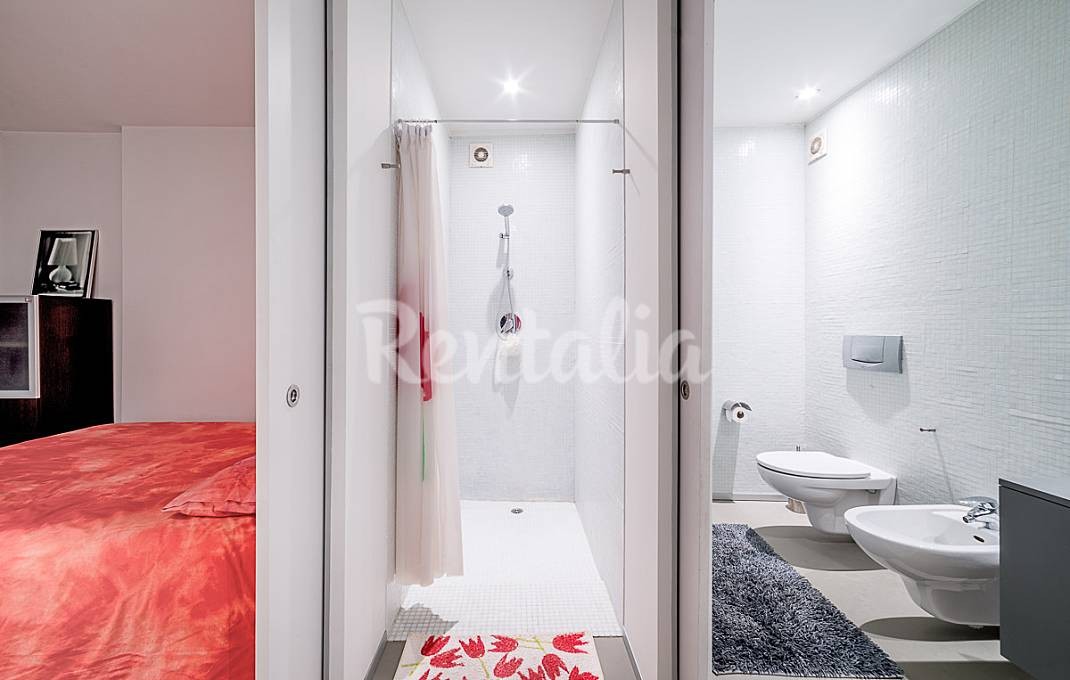 h.2121050.1070.680.0.ffffff.wm_.f1cdcc54