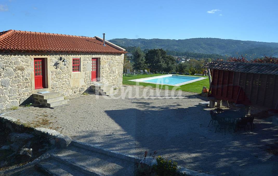 h.7187614.1070.680.0.ffffff.wm_.b4da49dc