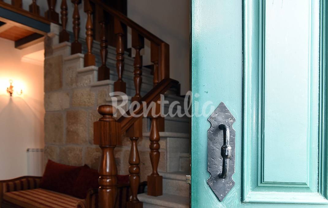 h.9262296.1070.680.0.ffffff.wm_.49b2065f