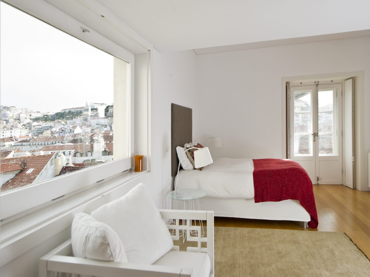 Edifício Leonel, projetado por Siza Vieira, tem 10 casas à venda no Chiado 