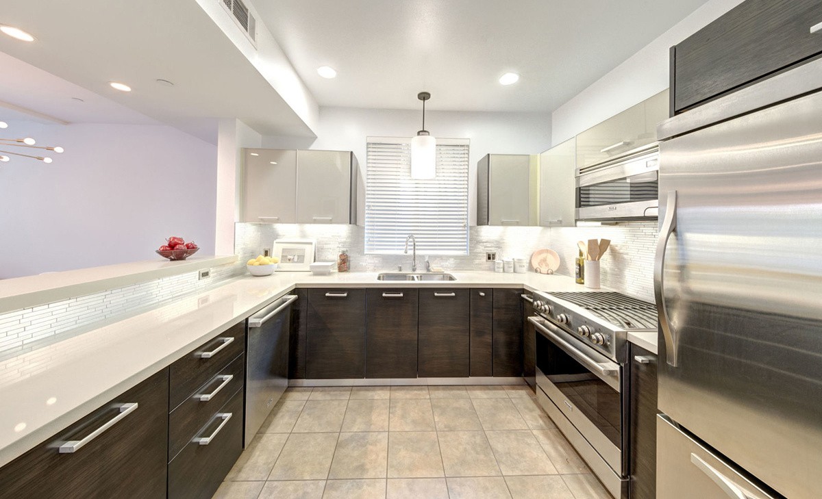 la_casa_de_steve_yeun_de_walking_dead_214434440_1200x729