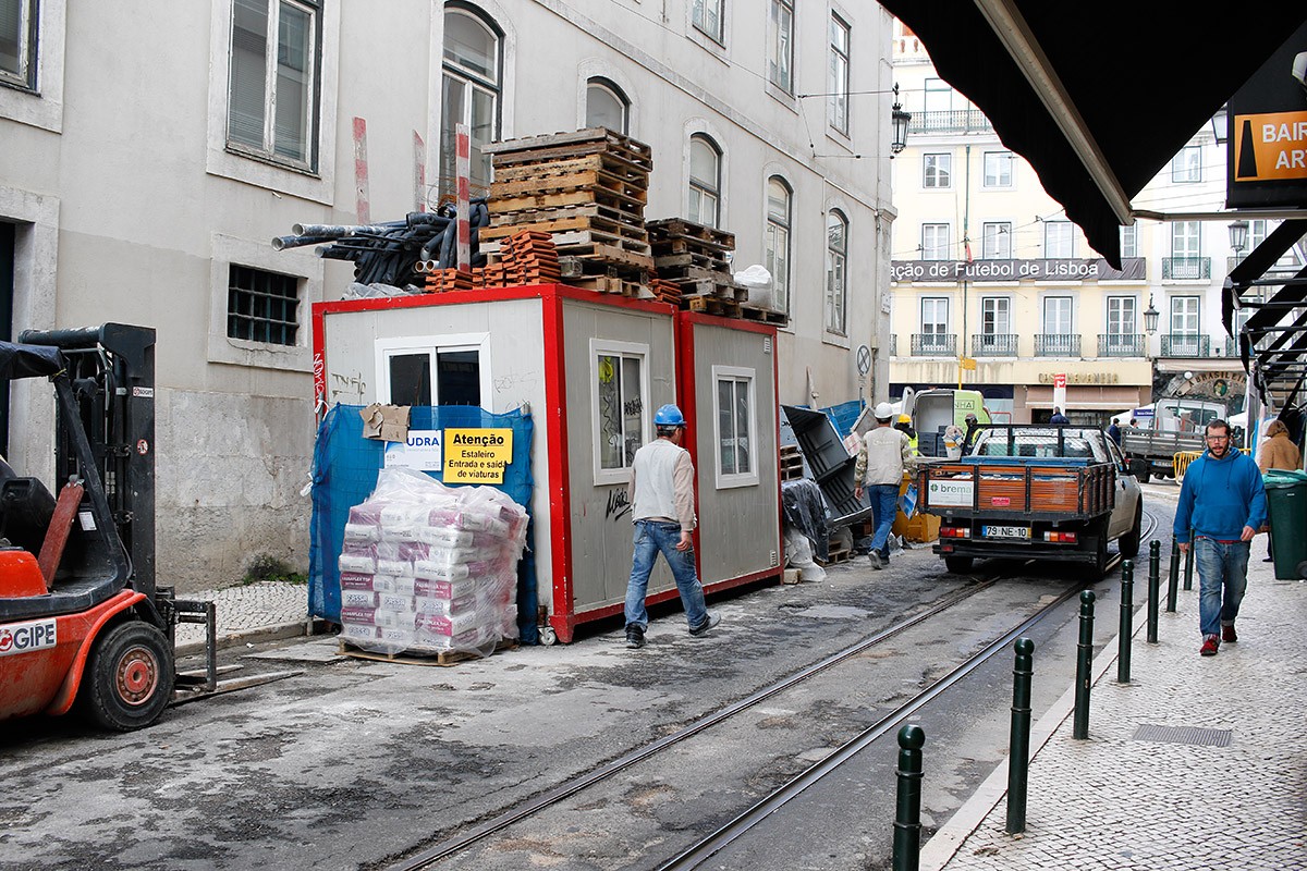 Valor dos concursos de obras públicas sobe 33% face a 2015 