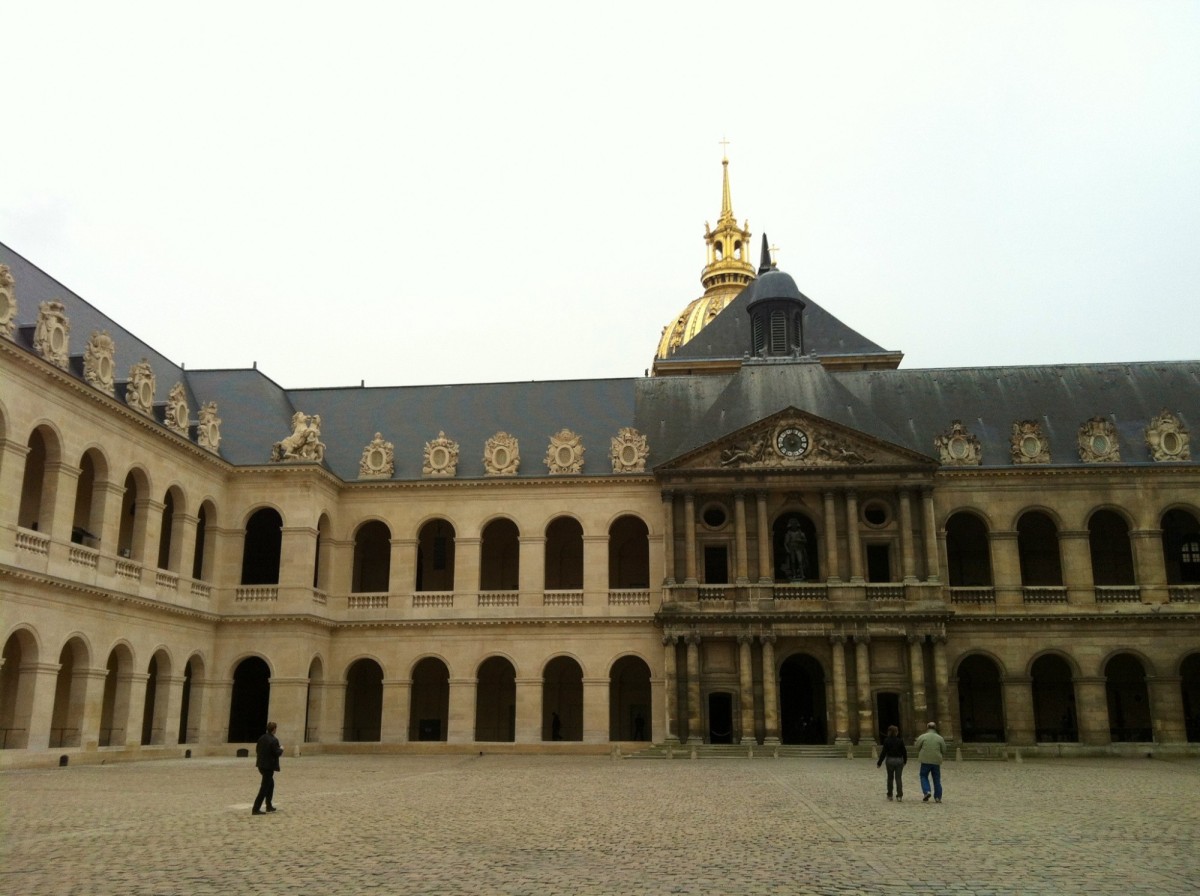 Tumba de Napoleão no Palácio dos Inválidos de Paris (França) 13