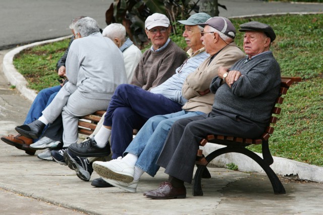 Idosos que se mudem para casa dos filhos perdem isenção de IMI