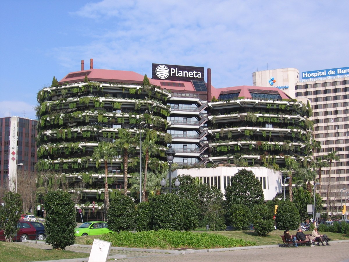 Edifício Planeta (Barcelona, Espanha) 11 edifícios que queriam ser árvores
