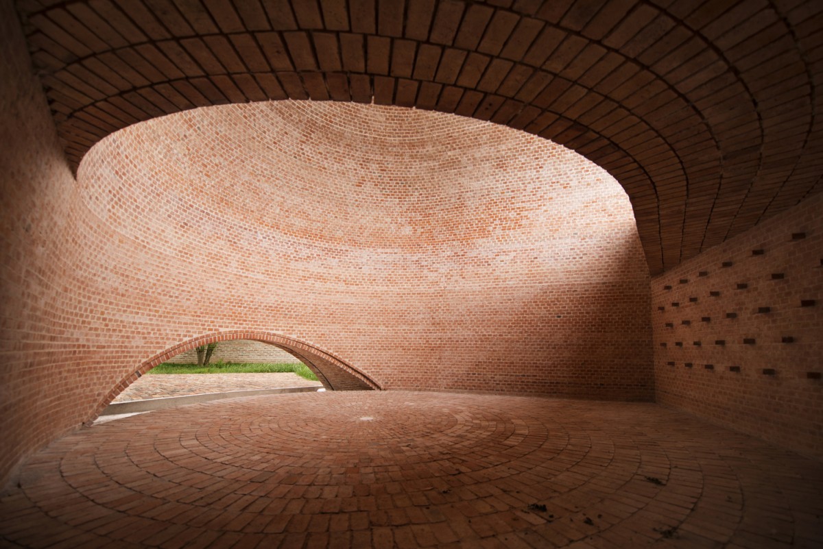 10 – Categoria Arquitetura Religiosa. San Bernardo Chapel/Nicolas Campodonico 10