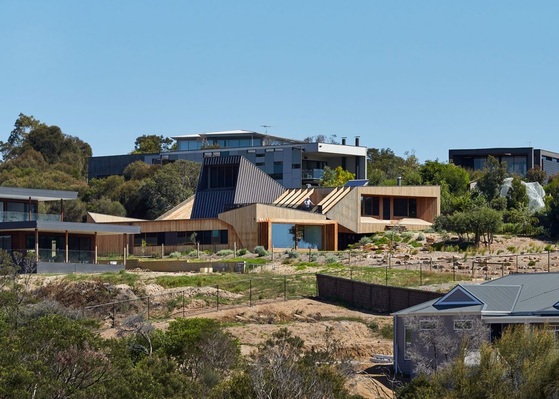 split-house-victoria