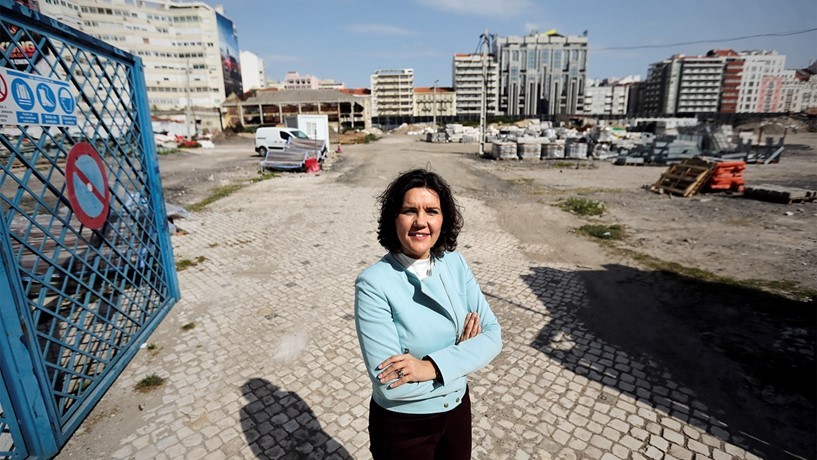 Assunção Cristas quer construir mil casas para arrendar nos terrenos da antiga Feira Popular 